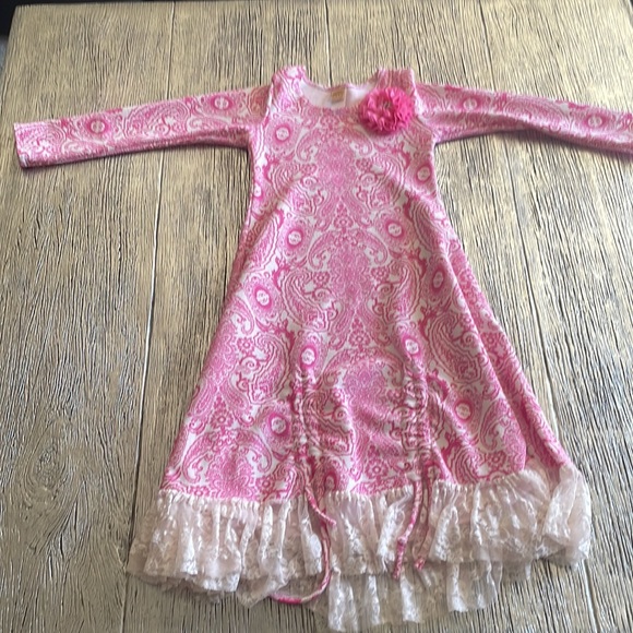 Mia Belle 3 beautiful outfits - Picture 2 of 3